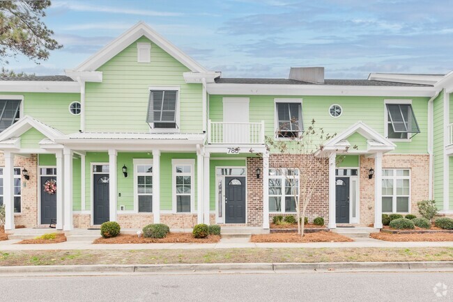 Building Photo - Stunning Townhome in The Sail House at The...