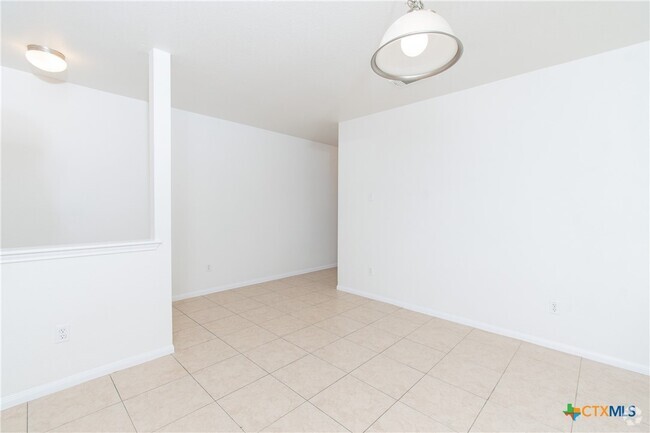 Building Photo - 6609 Taree Loop Rental