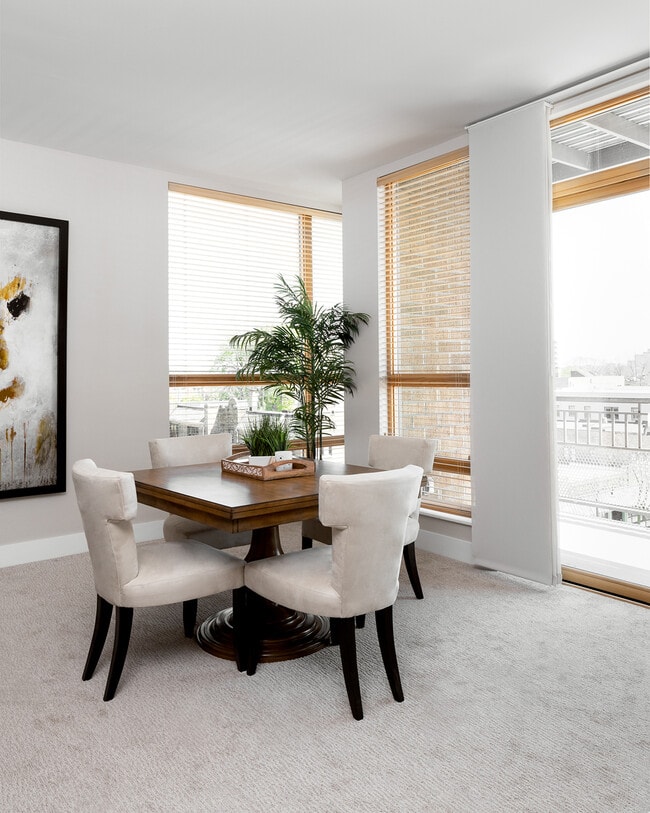 Foto del diseño de interior - LightHorse 4041