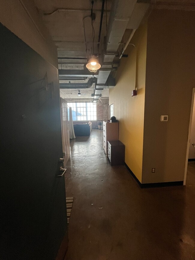 Photo - 201 Hull St Unidad Apt 41