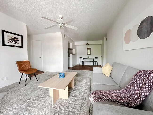 1071 Clayton Ln Unit SI FL3-ID1534923P