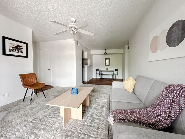 Photo - 1071 Clayton Ln Unit SI ID1534923P