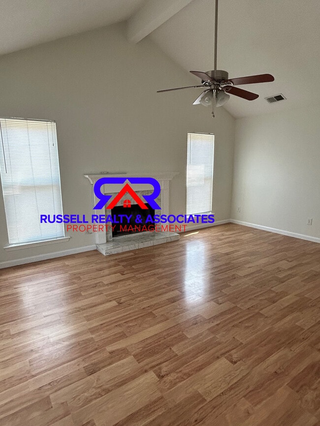 Photo - Available Now- One Level Garden Home in Alabaster!
