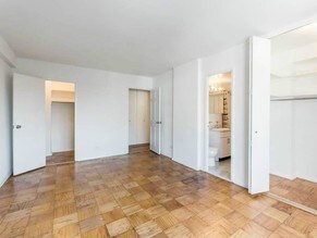 Photo - 145 E 16th St Apartamentos