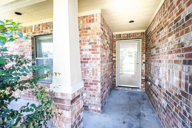 Photo - 9918 Hideaway Bend Ln
