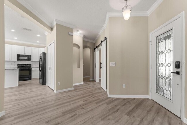 Photo - 868 Stonechase Ln