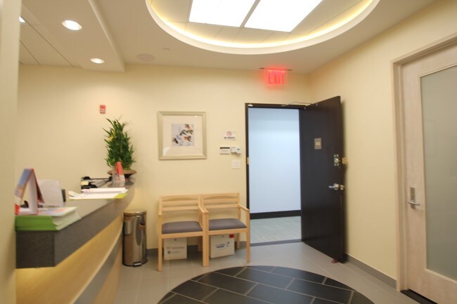 Photo - 1 Fulton Square