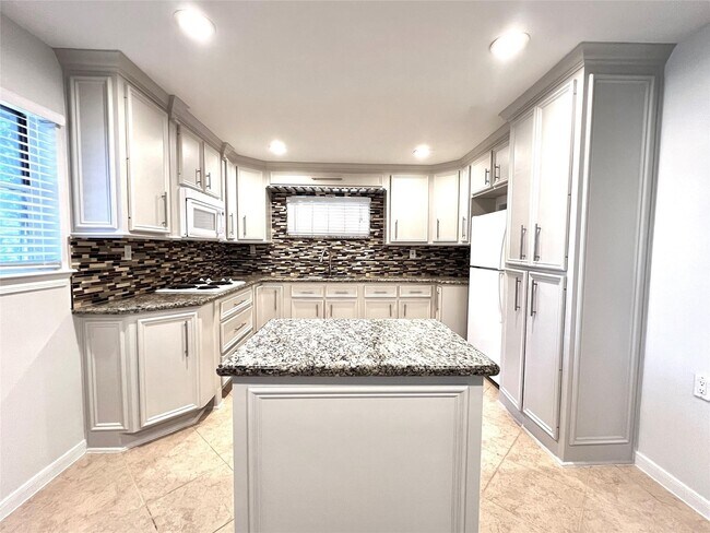 Photo - 6102 McKinstry Blvd