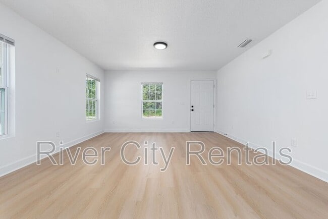Photo - 7142 Wesleyan Rd