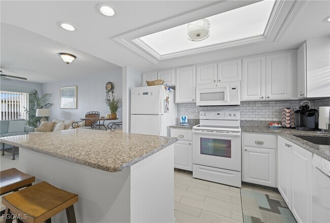 Photo - 16881 Davis Rd Unit 126