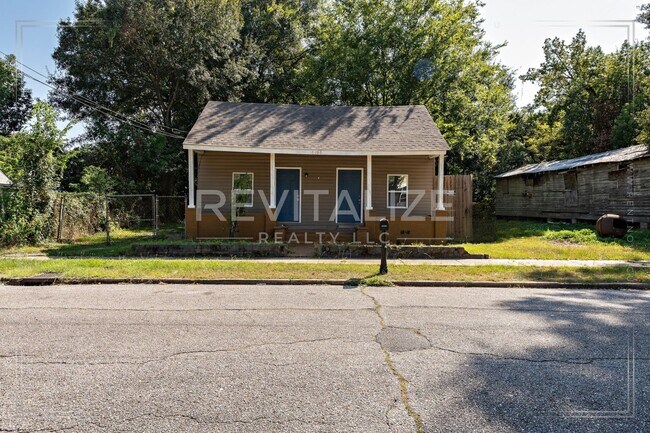 Photo - Charming 3-Bedroom, 2-Bath Home Near Downt...
