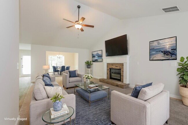 Photo - 128 Heartland Cir