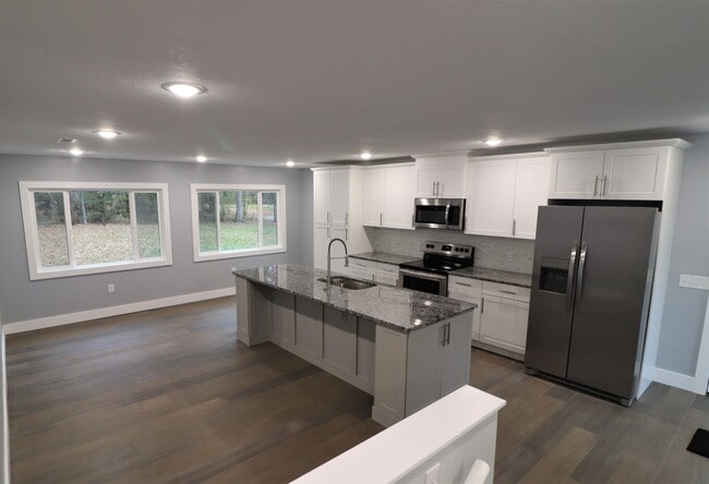 Photo - 5041 Medina Rd