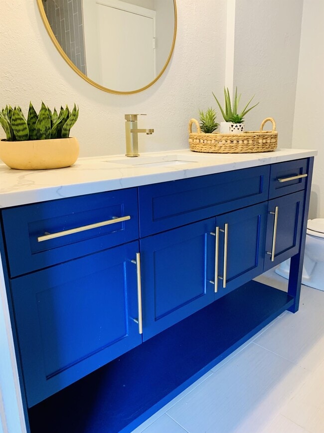 Photo - 7340 Skillman St