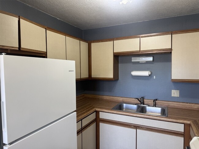 Photo - 106 Osterhage Dr