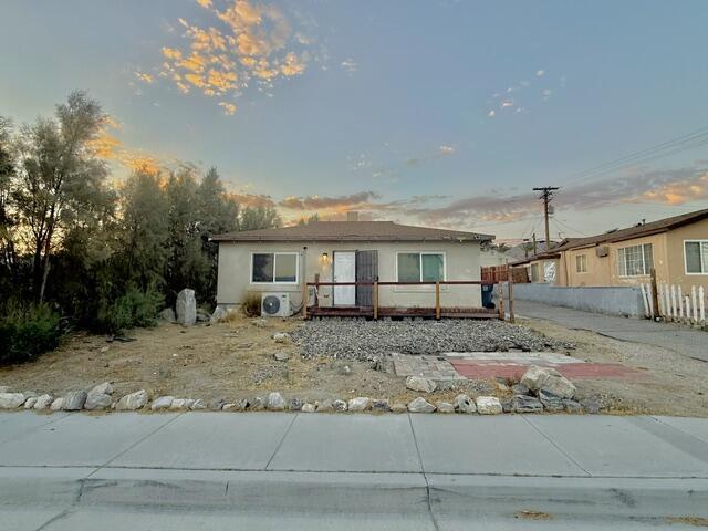 66414 Acoma Ave