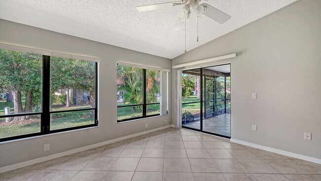 Photo - 2/2 Villa in South Sarasota