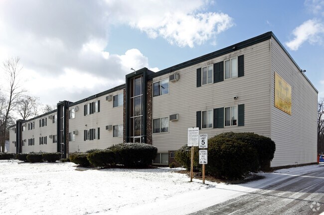 Orchard Farms - Orchard Farms Apartments