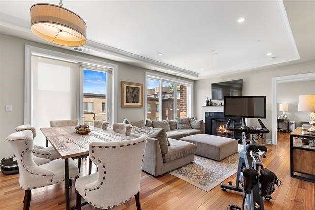 Photo - 250 Henley Pl Unit 406