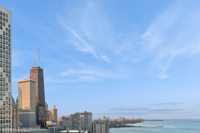 Photo - 600 N Lake Shore Dr Unidad 3205