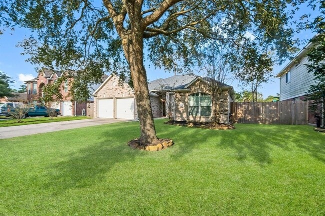 Photo - 25910 Oakridge Forest Ln