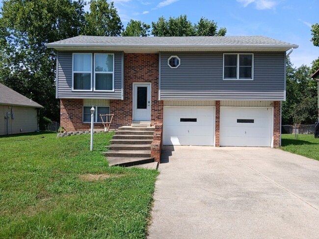 Building Photo - 5518 S Brooks Dr Rental