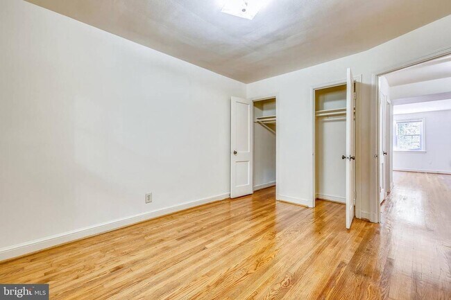 Photo - Tilbury Garden Apartments