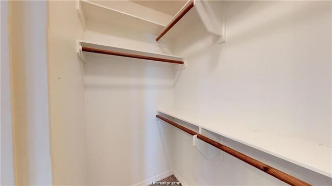 Building Photo - Lakeridge #706 Unit Lakeridge #706 Rental