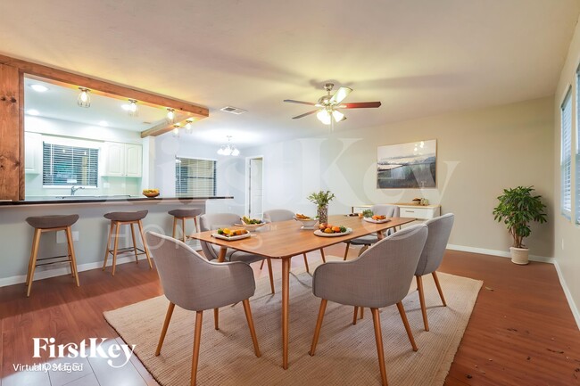 Photo - 8340 Brandeis Cir W