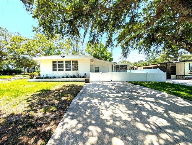 Photo - 12596 143rd St House