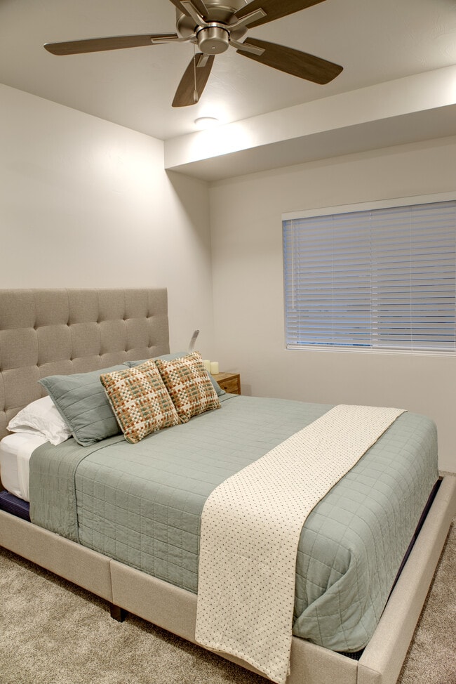 3HAB, 2BA - 2nd habitación - Nordic Pointe Development
