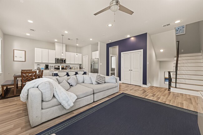 Photo - 6744 Del Rio St