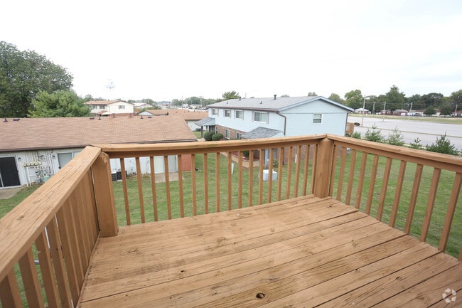 Rocwood Apartments