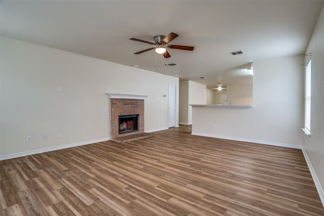 Photo - 2825 Mesa Valley Dr