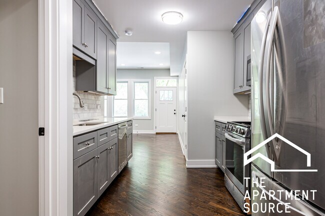 Photo - 1458 W Chestnut St Unidad 3F