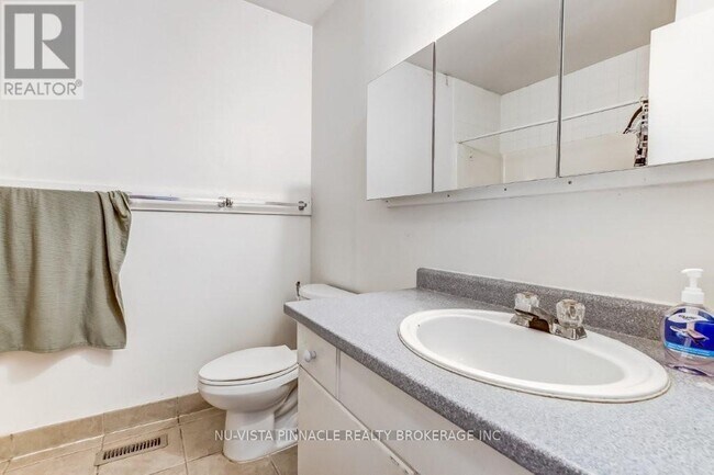 Photo - 382 Fleming Dr