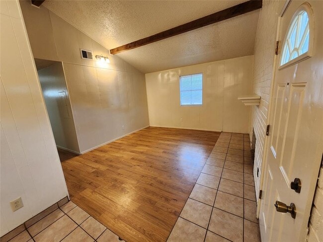 Building Photo - 6909 Cooper Ln Rental