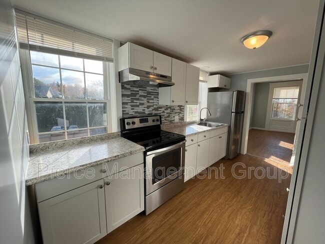 Building Photo - 6 Old Chester Rd Unit 8