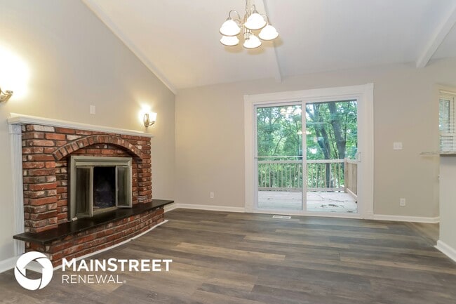 Photo - 7740 N Grand Ave