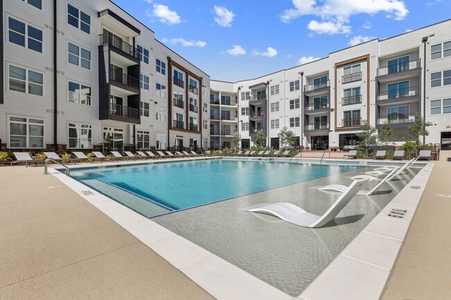 Photo - Innsbrook Square