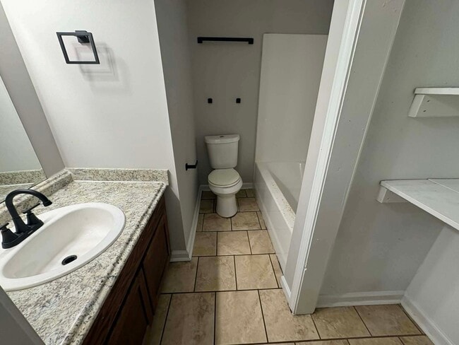 Photo - 813 Scott St