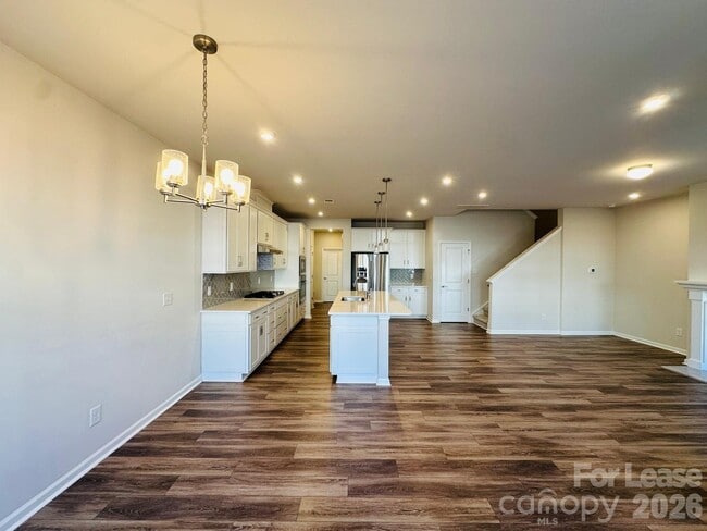 Photo - 5851 Strathmore Ct