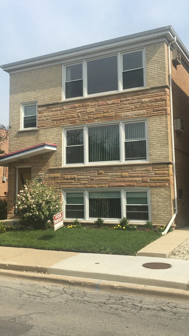 Photo - 6432 W Gunnison St Unit #2