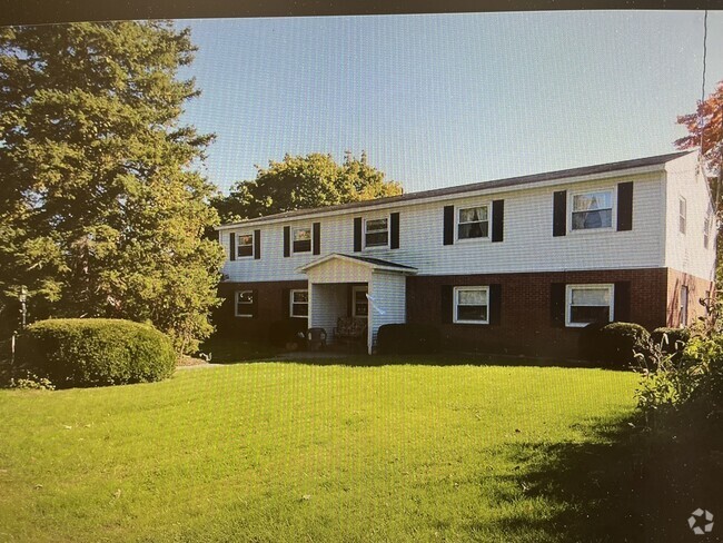 Building Photo - 138 E Main St Unit 4 Rental