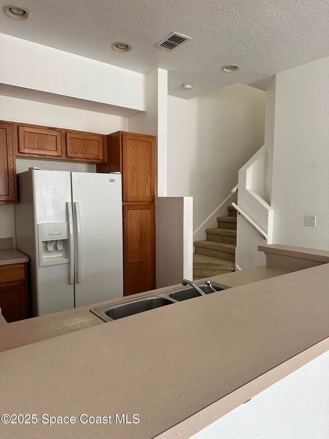 Photo - 105 Turpial Way Unit 104