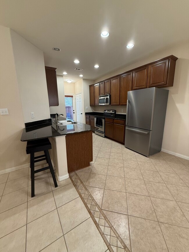 Photo - 6406 Shakespeare Pl