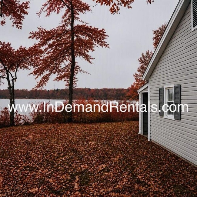 Photo - 305 Malaga Park Dr
