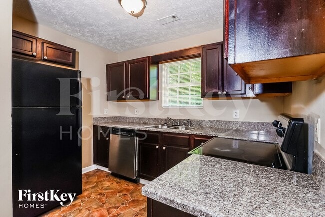 Photo - 175 Whitehead Dr