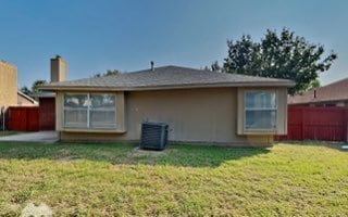 Photo - 4961 Briar Oaks Ln