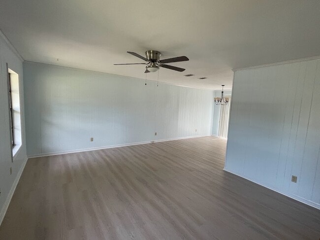 Photo - 113 Jackson Dr